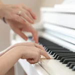 Lekcje gry na pianinie Warszawa
